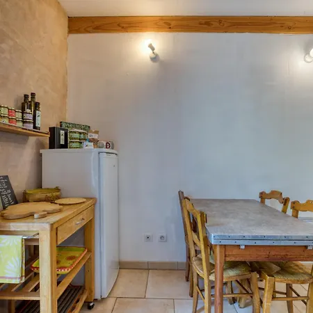 펜션 La Loge Du Loriot Saint-Jean-de-Fos
